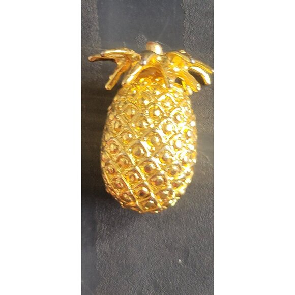 Vintage Gold Tone Pineapple Brooch Pin small - Picture 3 of 11